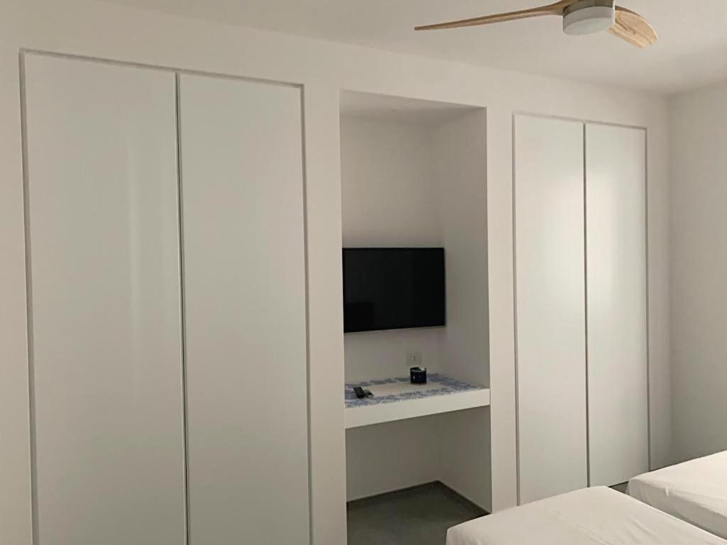 Casa Del Faro Apartment Torre Canne Bagian luar foto